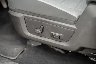Dodge Ram 1500 5.7 HEMI — Pickup musclé, première main, 45 000 km seulement — Miniatur 11
