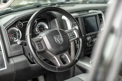 Dodge Ram 1500 5.7 HEMI — Pickup musclé, première main, 45 000 km seulement — Miniatur 10