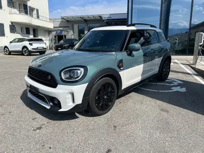MINI Countryman Cooper S ALL4 Steptronic — SUV compact premium, 4RM et technologie dernière génération — interni
