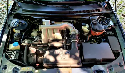 Jaguar X-Type 2.5 V6 Sovereign — Berline britannique élégante, 55'000 km seulement — détail