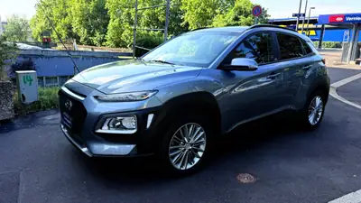 Hyundai Kona 1.6 T-GDi Vertex 4WD — SUV compact polyvalent, première main — côté