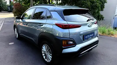 Hyundai Kona 1.6 T-GDi Vertex 4WD — SUV compact polyvalent, première main — tableau de bord