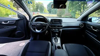 Hyundai Kona 1.6 T-GDi Vertex 4WD — SUV compact polyvalent, première main — Miniature 9