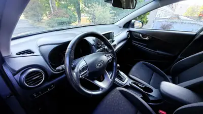 Hyundai Kona 1.6 T-GDi Vertex 4WD — SUV compact polyvalent, première main — Miniature 11