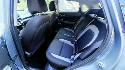 Hyundai Kona 1.6 T-GDi Vertex 4WD — SUV compact polyvalent, première main — Miniature 12
