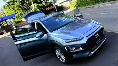 Hyundai Kona 1.6 T-GDi Vertex 4WD — SUV compact polyvalent, première main — Miniature 14