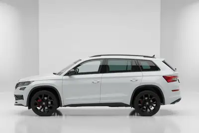 Skoda Kodiaq RS 2.0 Bi-TDI 4x4 — 7 places, dynamique et efficace — fianco