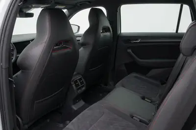 Skoda Kodiaq RS 2.0 Bi-TDI 4x4 — 7 places, dynamique et efficace — Miniatura 10