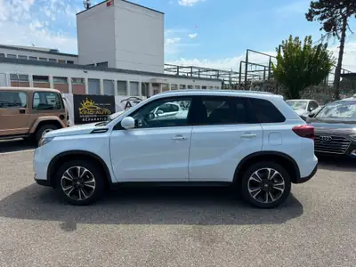 Suzuki Vitara 1.5 Hybrid Edition 35 4x4 — SUV Compact Hybride, 44'000 km — vista posteriore
