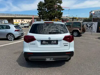 Suzuki Vitara 1.5 Hybrid Edition 35 4x4 — SUV Compact Hybride, 44'000 km — cruscotto