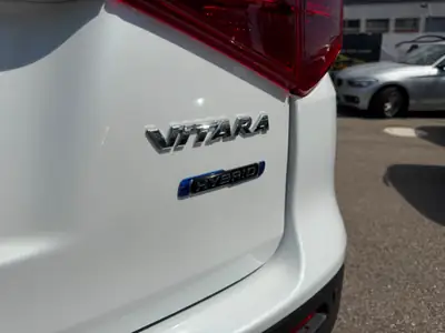 Suzuki Vitara 1.5 Hybrid Edition 35 4x4 — SUV Compact Hybride, 44'000 km — Miniatura 9