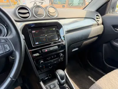 Suzuki Vitara 1.5 Hybrid Edition 35 4x4 — SUV Compact Hybride, 44'000 km — Miniatura 15