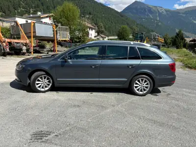 Škoda Superb 2.0 TDI 170 4x4 — Break élégant, transmission DSG et traction intégrale — cruscotto