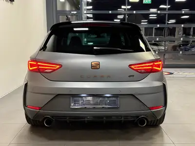 SEAT Leon Cupra R 2.0 TSI 300 — Performance et sportivité sans compromis — Miniatura 8