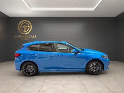 BMW 120i M Sport Steptronic — Berline sportive, 79 500 km, finition premium — cruscotto