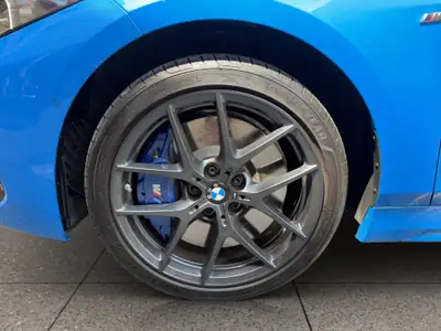 BMW 120i M Sport Steptronic — Berline sportive, 79 500 km, finition premium — Miniatura 9