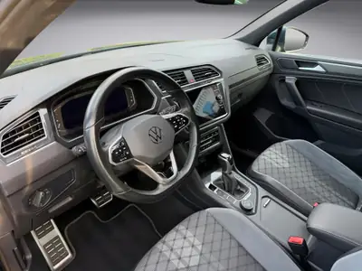 VW Tiguan 2.0 TDI R-Line 4Motion — SUV robuste, transmission DSG, équipement premium — Miniatur 9