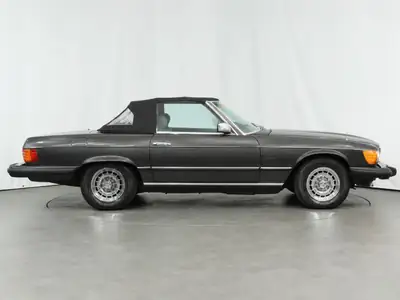 Mercedes-Benz SL 380 R107 1985 — Cabriolet légendaire, restauration complète — côté