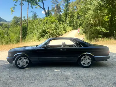 Mercedes-Benz SEC 500 — Coupé sportif de prestige, impeccablement entretenu — tableau de bord