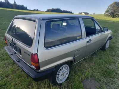 VW Polo 86C Steilheck 1984 — Youngtimer iconique restauré, 53'000 km d'origine — Heckansicht