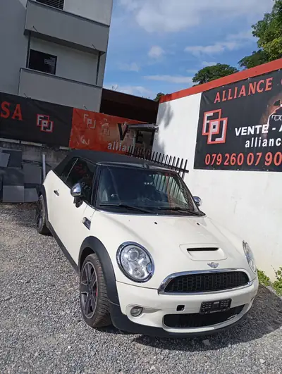 MINI Cabrio Cooper John Cooper Works — Cabriolet sportif 211 ch, sans accident — Detail