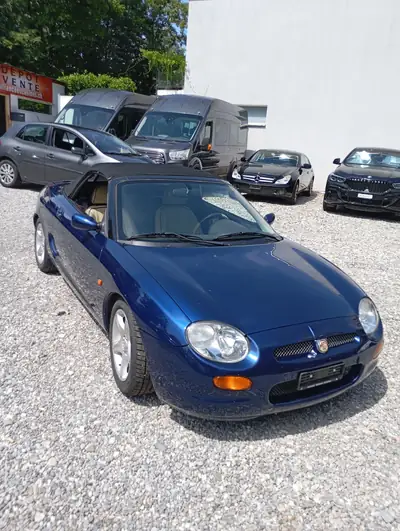 MG F 1.8i VVC — Le roadster britannique authentique, 120'000 km seulement — rear view
