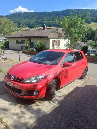 VW Golf 2.0 TSI GTI — Sportive emblématique, 210 ch, entretien récent complet — vista esterna