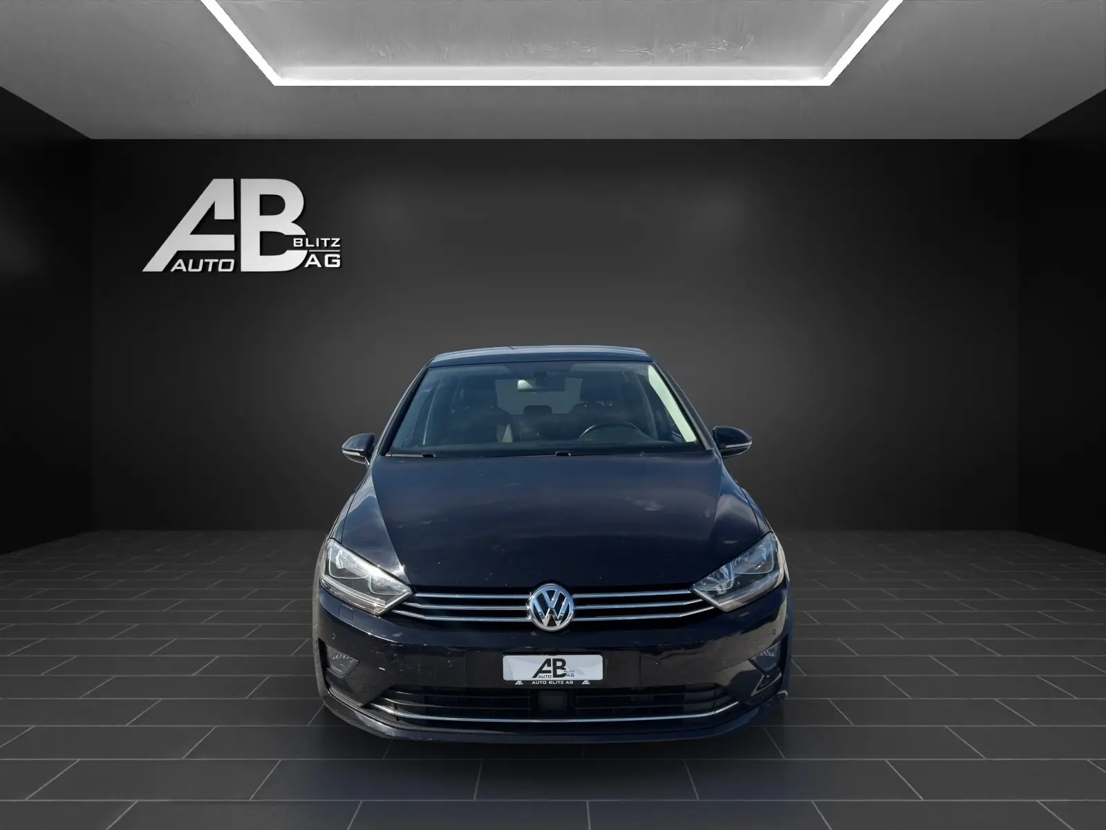 VW Golf Sportsvan 1.4 TSI Highline DSG — Monospace polyvalent, frais du service
