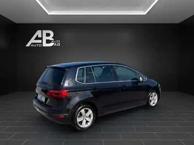 VW Golf Sportsvan 1.4 TSI Highline DSG — Monospace polyvalent, frais du service — Armaturenbrett