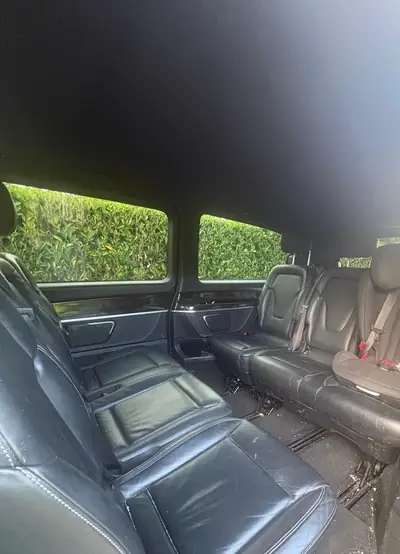 Mercedes-Benz Classe V 300 — Monospace diesel 8 places, 94'000 km, sans sinistre — interni