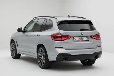 BMW X3 xDrive 20d — SUV premium diesel, entretien récent et consommation maîtrisée — vista posteriore