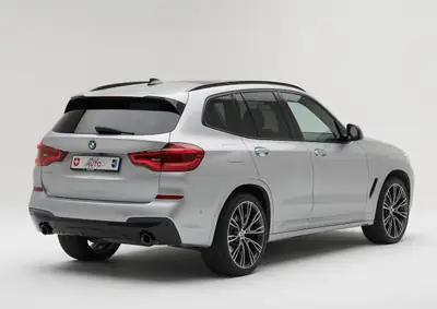 BMW X3 xDrive 20d — SUV premium diesel, entretien récent et consommation maîtrisée — cruscotto