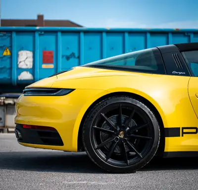 Porsche 911 Targa 4S 2021 — Cabriolet sportif mythique, boîte manuelle, 29'000 km — Innenraum