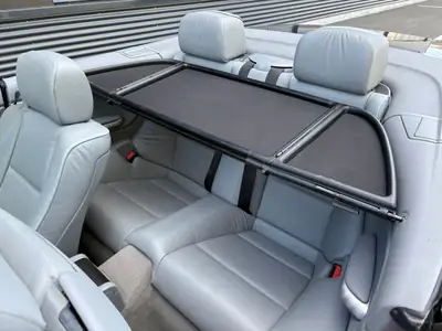 BMW 325ci Cabrio E46 Facelift — Décapotable élégante, boîte manuelle, frais de contrôle récents — Miniatur 12