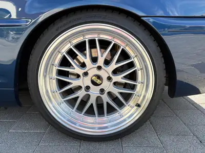 BMW 325ci Cabrio E46 Facelift — Décapotable élégante, boîte manuelle, frais de contrôle récents — Miniatur 17
