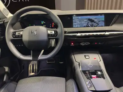 DS 4 1.6 PHEV Étoile — Hybride rechargeable 225 ch, design premium et faible kilométrage — détail