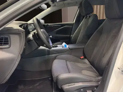 DS 4 1.6 PHEV Étoile — Hybride rechargeable 225 ch, design premium et faible kilométrage — Miniature 8