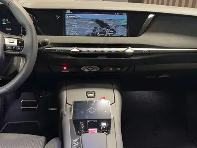 DS 4 1.6 PHEV Étoile — Hybride rechargeable 225 ch, design premium et faible kilométrage — Miniature 14