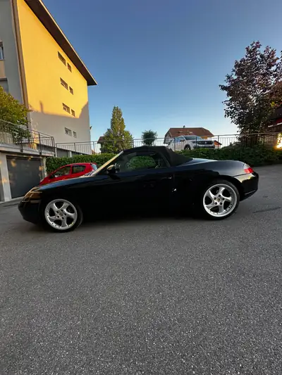 Porsche 718 Boxster 2.7 — Cabriolet sportif élégant, 139'900 km, sans sinistre — Heckansicht