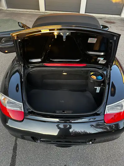 Porsche 718 Boxster 2.7 — Cabriolet sportif élégant, 139'900 km, sans sinistre — Miniatur 13