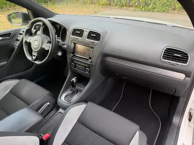 VW Golf 2.0 TSI R Team DSG 4motion — 270 ch, Quattro intégral & équipements premium — dashboard