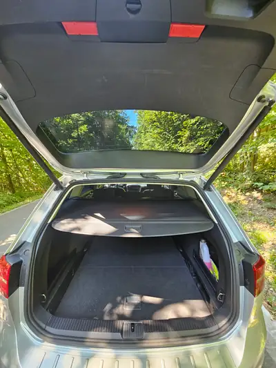 VW Passat 2.0 TSI Highline — Break premium, 220 PS, technologie Matrix LED et caméra 360° — Miniatura 10