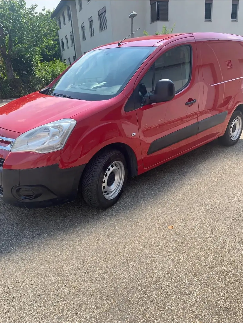 Citroën Berlingo 1.6 — Utilitaire compact robuste, 132 000 km, entretien suivi — vue extérieure