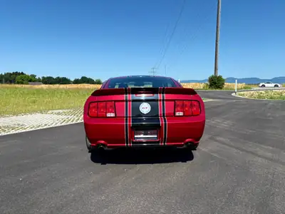 Ford Mustang GT 2006 — Coupé sportif mythique, 301 ch et seulement 50'000 km — interior