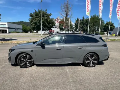 Peugeot 308 1.6 PHEV 180 GT — Break hybride rechargeable, émissions ultra-réduites — Thumbnail 9