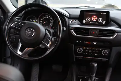 Mazda 6 2.2 D Revolution AWD — Break diesel robuste, traction intégrale, 133'000 km — rear view
