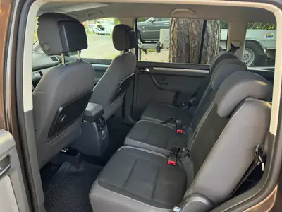 VW Touran 1.4 TSI 140 Comfortline — Monospace familial fiable, entretien récent — Seitenansicht