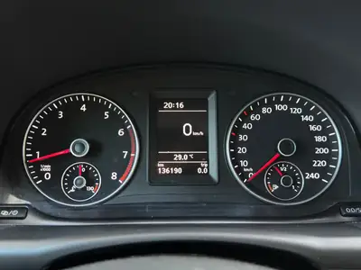 VW Touran 1.4 TSI 140 Comfortline — Monospace familial fiable, entretien récent — Detail