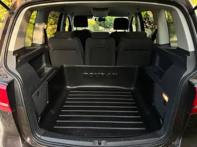VW Touran 1.4 TSI 140 Comfortline — Monospace familial fiable, entretien récent — Miniatur 13