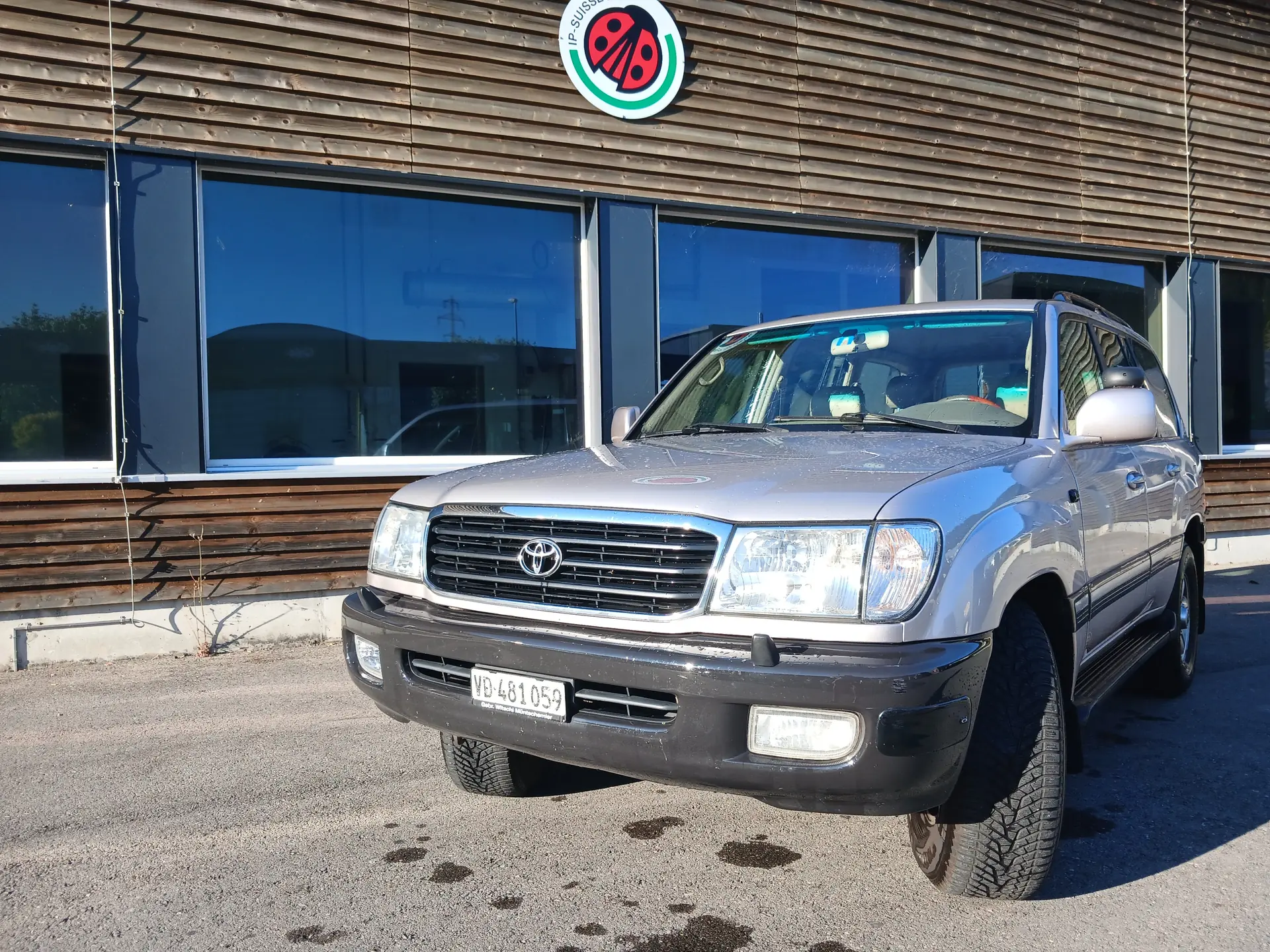 Toyota Land Cruiser 4.2 TDI-I Super Saloon — Légende 50 ans, 100% d'origine, diesel robuste — Außenansicht